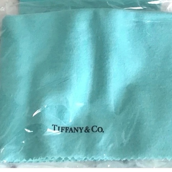 Set Tiffany & Co Silver Polishing Cloth 18x18 Retired, No Longer Made. Rare Gift - Picture 5 of 8